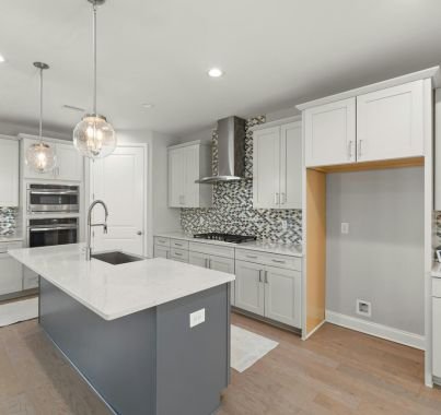 Kitchen remodeling project by MY Remodeling Inc. in North Hollywood, California.